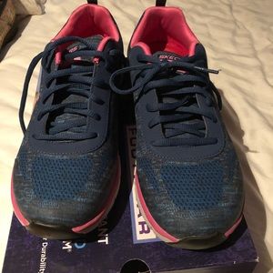 Skechers  nurse shoes. Brand New